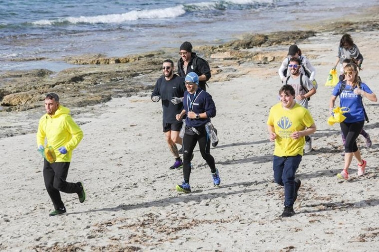 Llega a Ibiza el Nationale-Nederlanden Plogging Tour