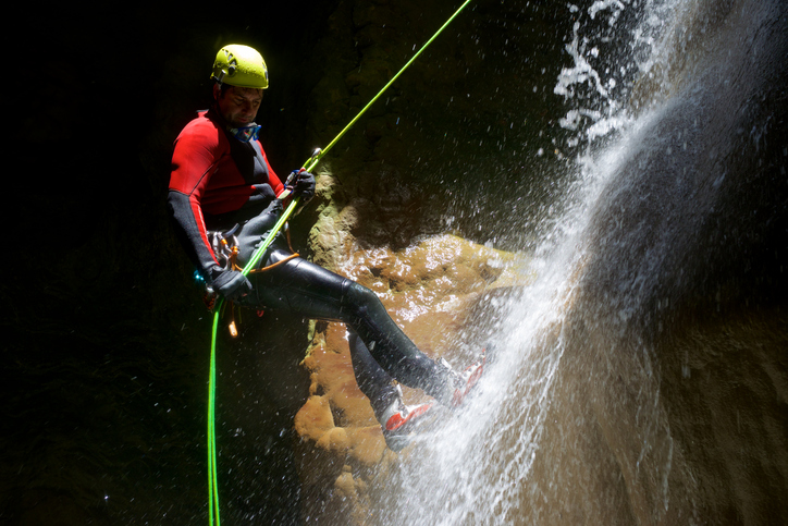 canyoning o barranquismo