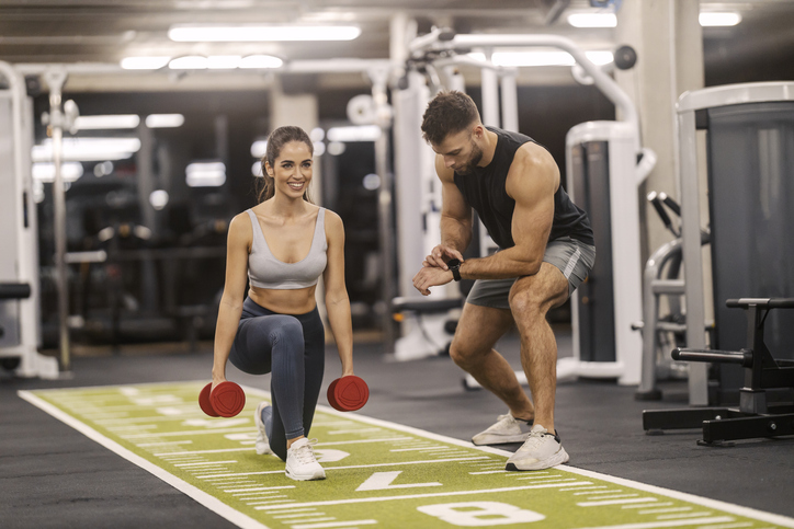 Descubre por qué la formación online en fitness está conquistando a tantos profesionales